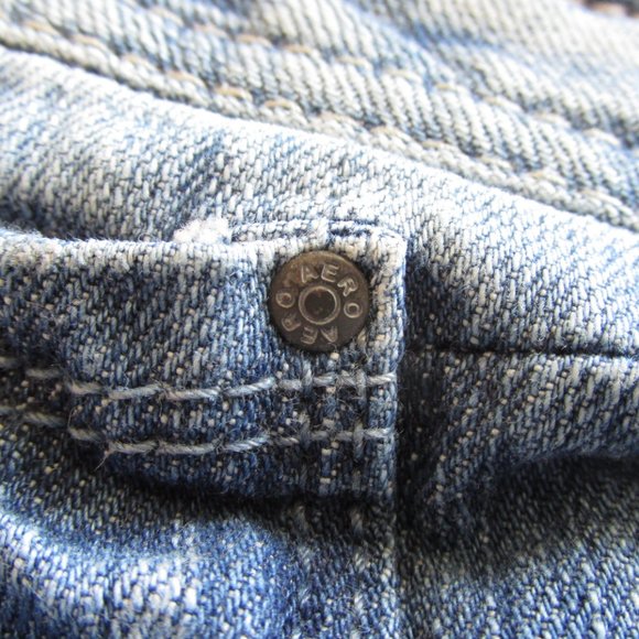 AEROPOSTALE WOMEN'S JUNIOR'S SIZE 1/2 CAPRIS DENIM CROPPED BLUE JEANS DISTRESSED - Picture 9 of 13